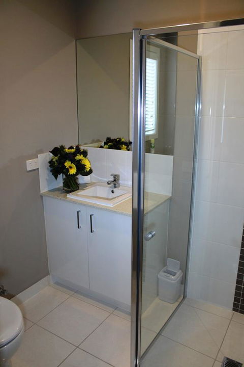 Atarhi Villas - Melbourne - Accommodation Redcliffe 9