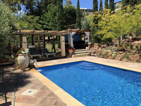 Villa Mallorca - Accommodation Redcliffe 24