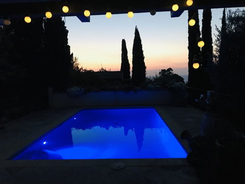 Villa Mallorca - Accommodation Redcliffe 22