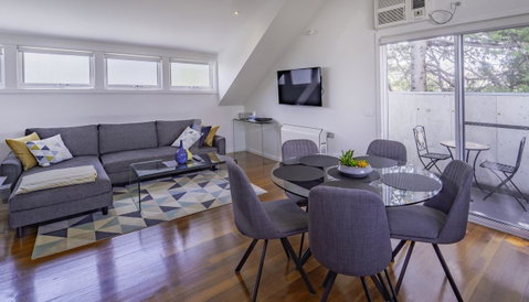 Bayview Loft - Accommodation Redcliffe 11