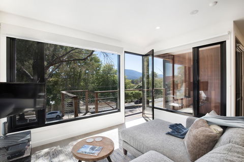 Brooklands Apartments - Accommodation Redcliffe 0