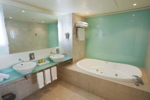 PARKROYAL Melbourne Airport - Accommodation Redcliffe 18