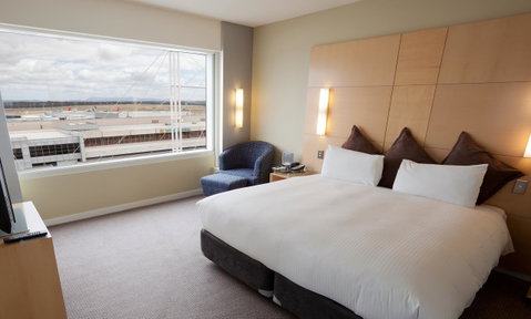 PARKROYAL Melbourne Airport - Accommodation Redcliffe 14