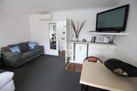 Mornington Motel - Accommodation Redcliffe 21