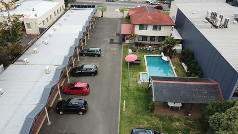 Mornington Motel - Accommodation Redcliffe 4