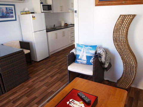 Mornington Motel - Accommodation Redcliffe 25