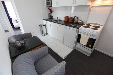 Mornington Motel - Accommodation Redcliffe 8