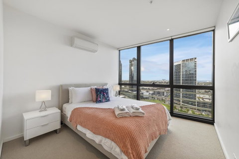 Best Views On Collins - Accommodation Redcliffe 33