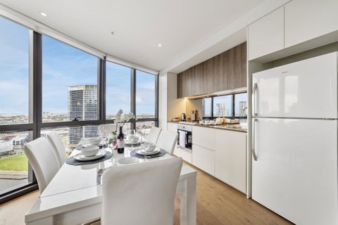 Best Views On Collins - Accommodation Redcliffe 29