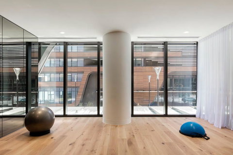 Winston Apartments Docklands - Accommodation Redcliffe 22