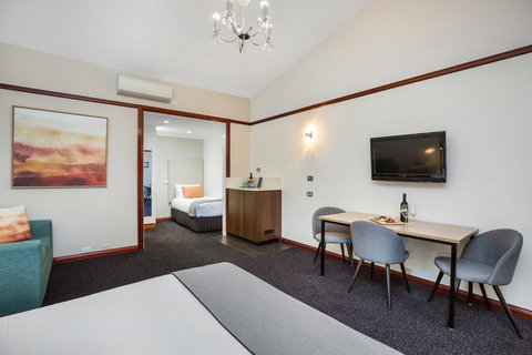 All Seasons Resort Hotel Bendigo - Accommodation Redcliffe 12