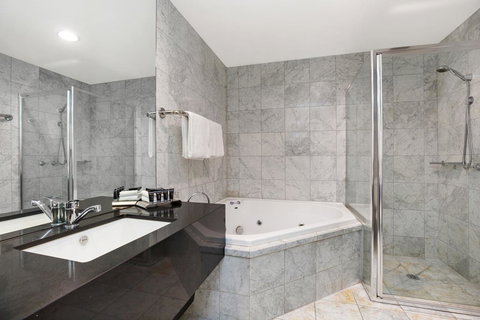 All Seasons Resort Hotel Bendigo - Accommodation Redcliffe 10