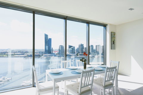 Waterside S Collection - Accommodation Redcliffe 15