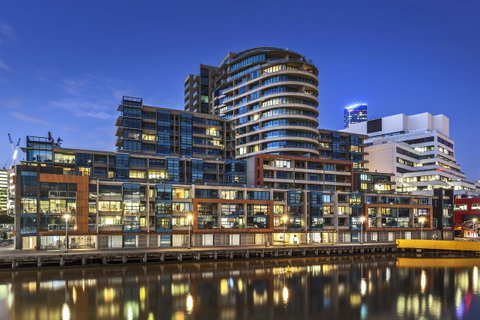 Waterfront Melbourne Apartments - Accommodation Redcliffe 0