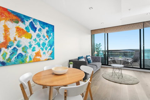 Waterfront Melbourne Apartments - Accommodation Redcliffe 38