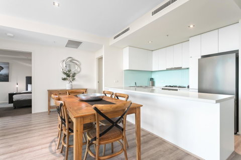 Waterfront Melbourne Apartments - Accommodation Redcliffe 17