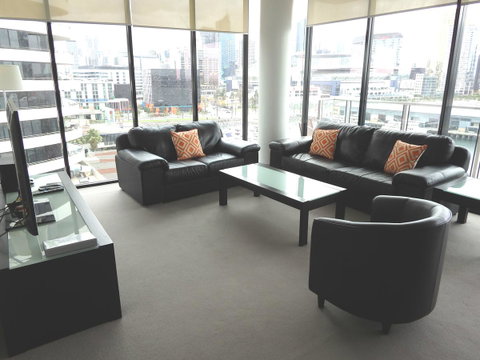 AKOM AT Docklands - Accommodation Redcliffe 43