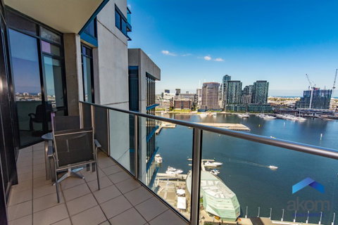 AKOM AT Docklands - Accommodation Redcliffe 6