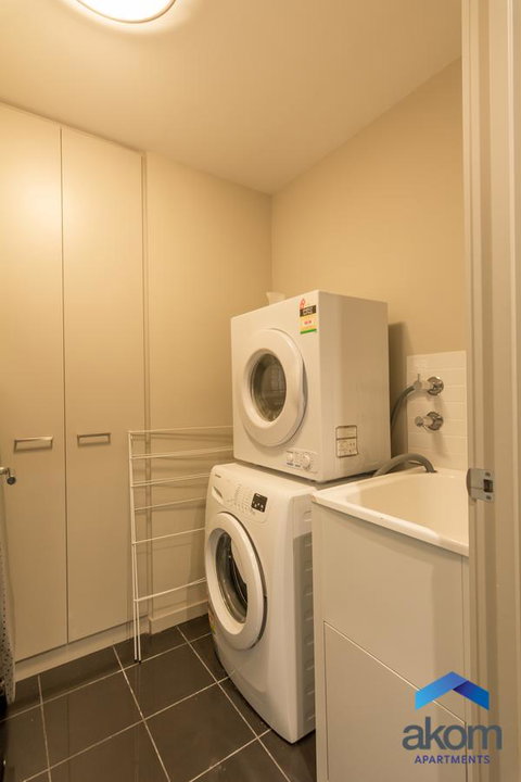 AKOM AT Docklands - Accommodation Redcliffe 28