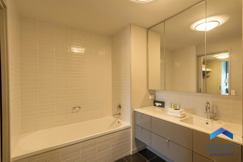 AKOM AT Docklands - Accommodation Redcliffe 30