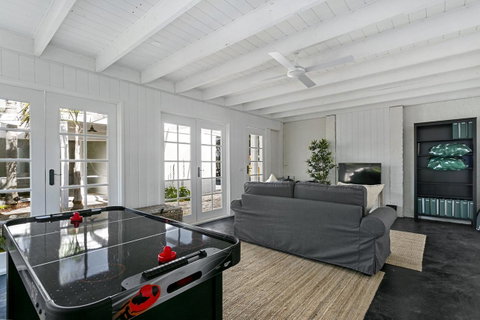 Oasis On Grange - Accommodation Redcliffe 7