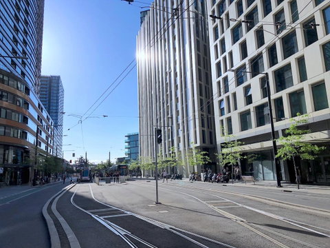 Pride Docklands Waterfront Apartment City View - Accommodation Redcliffe 4