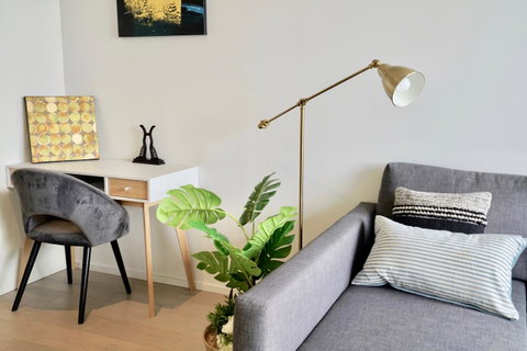 Pride Docklands Waterfront Apartment City View - Accommodation Redcliffe 15
