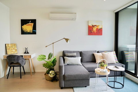 Pride Docklands Waterfront Apartment City View - Accommodation Redcliffe 7