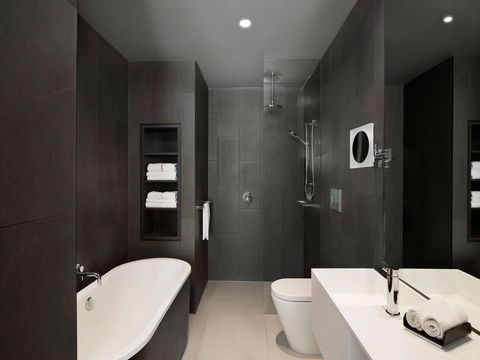 Vibe Hotel Melbourne Docklands - Accommodation Redcliffe 22