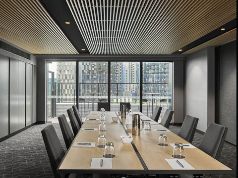 Vibe Hotel Melbourne Docklands - Accommodation Redcliffe 31