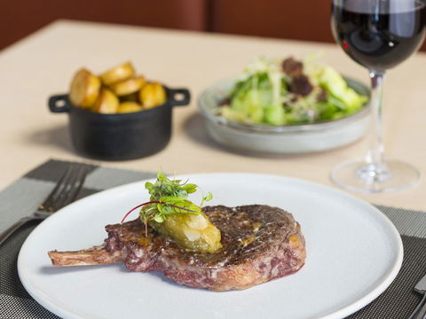 Vibe Hotel Melbourne Docklands - Accommodation Redcliffe 29