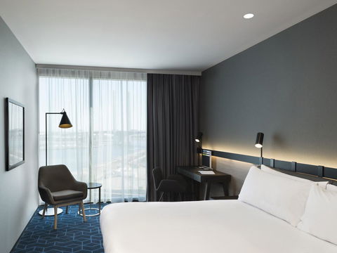 Vibe Hotel Melbourne Docklands - Accommodation Redcliffe 25