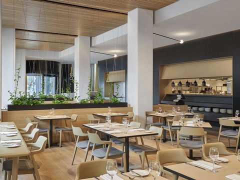 Vibe Hotel Melbourne Docklands - Accommodation Redcliffe 19