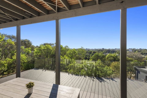 Beachside House - Accommodation Redcliffe 21