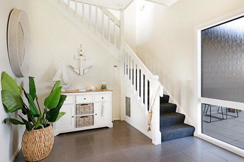Beachside House - Accommodation Redcliffe 11