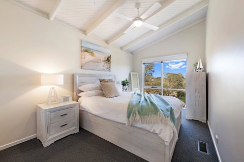 Beachside House - Accommodation Redcliffe 14