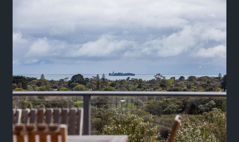 Beachside House - Accommodation Redcliffe 6