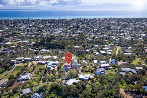 Beachside House - Accommodation Redcliffe 25