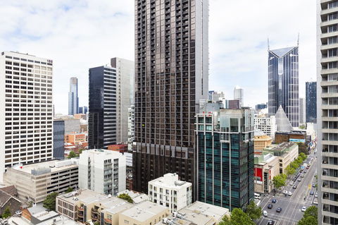 AKOM Melbourne - Accommodation Redcliffe 0