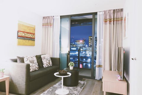Riverside Docklands S Collection - Accommodation Redcliffe 5
