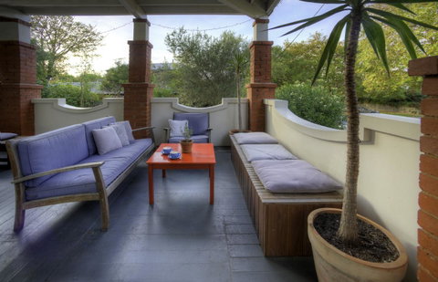 Athelstane House - Accommodation Redcliffe 34