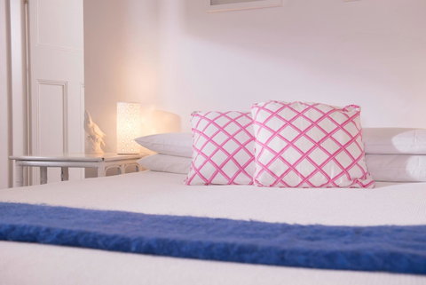 Athelstane House - Accommodation Redcliffe 28