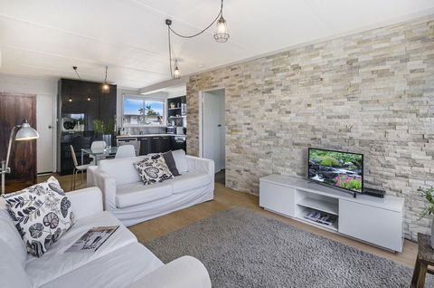 Portland Bay Apartments - Accommodation Redcliffe 29