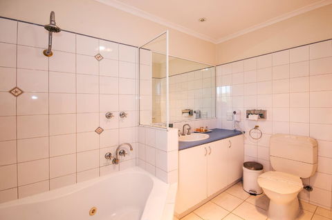 Torquay Tropicana Motel - Accommodation Redcliffe 16