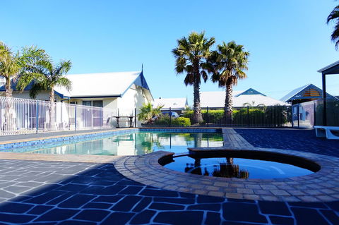 Torquay Tropicana Motel - Accommodation Redcliffe 12
