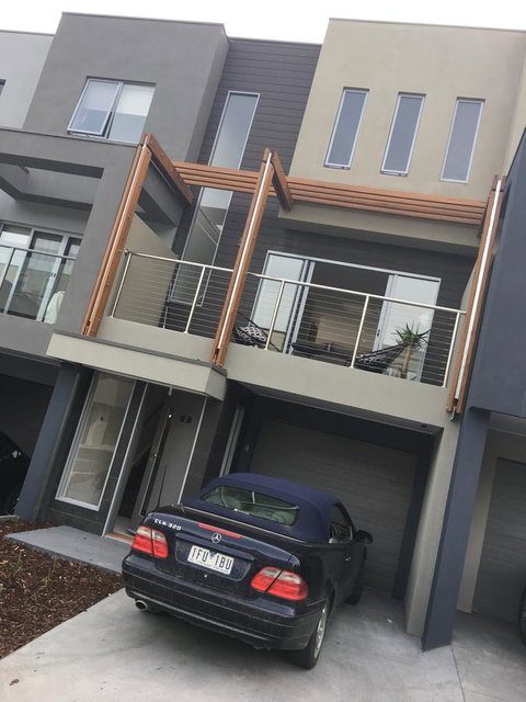 Marina Beach - Accommodation Redcliffe 9