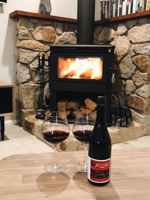 Luxury Abalina Cottages - Accommodation Redcliffe 13