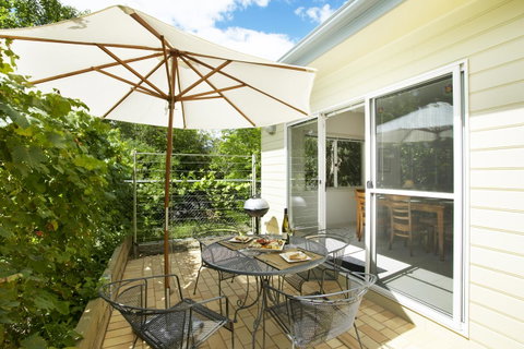 Luxury Abalina Cottages - Accommodation Redcliffe 38