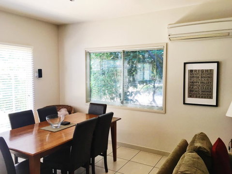 Luxury Abalina Cottages - Accommodation Redcliffe 37
