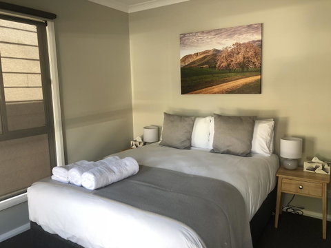 Luxury Abalina Cottages - Accommodation Redcliffe 25